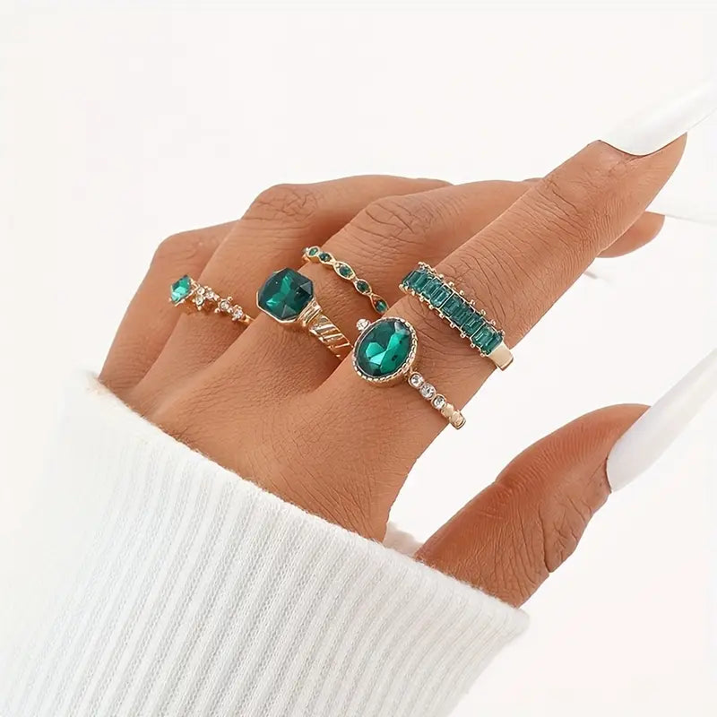 Zarina Emerald Gold Rings