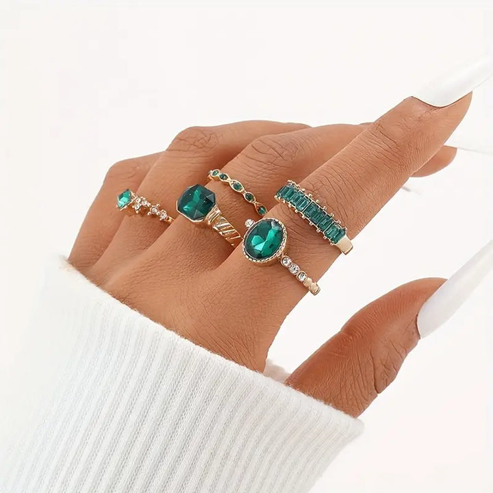 Zarina Emerald Gold Rings