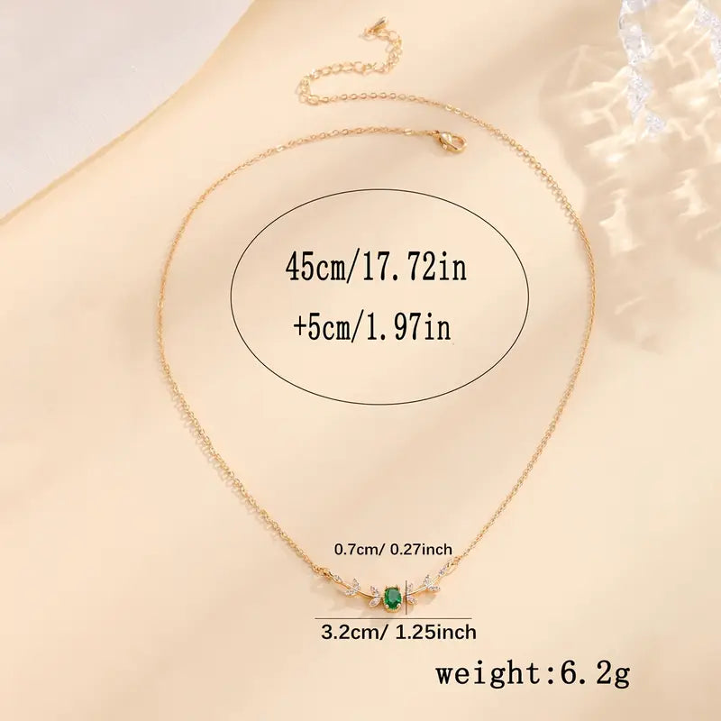 Amira Valmorin Emerald Gold Necklace