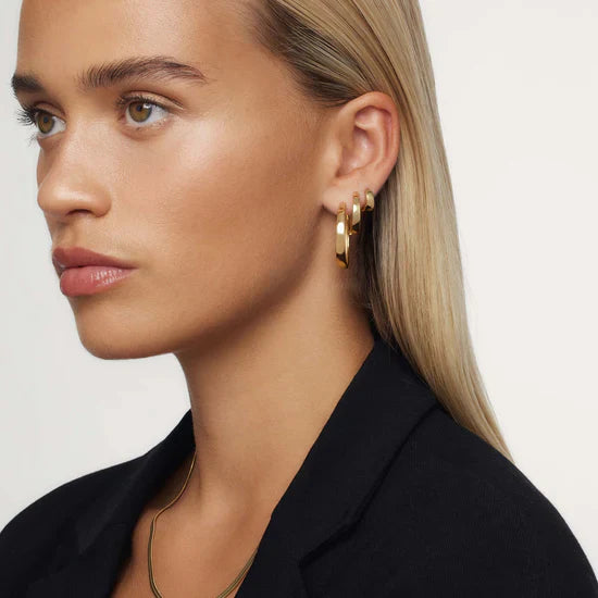 18K Gold Gia Hoops