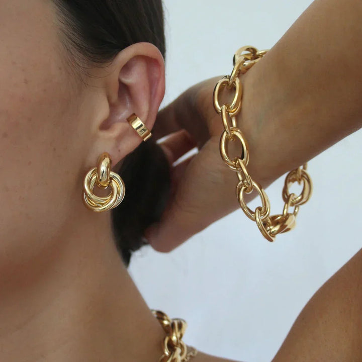 Linked Gold Earrings 18K