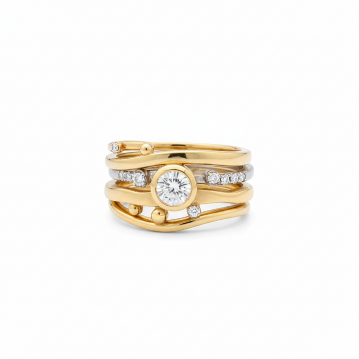 Vintage Royal Ring with Embedded Zirconia