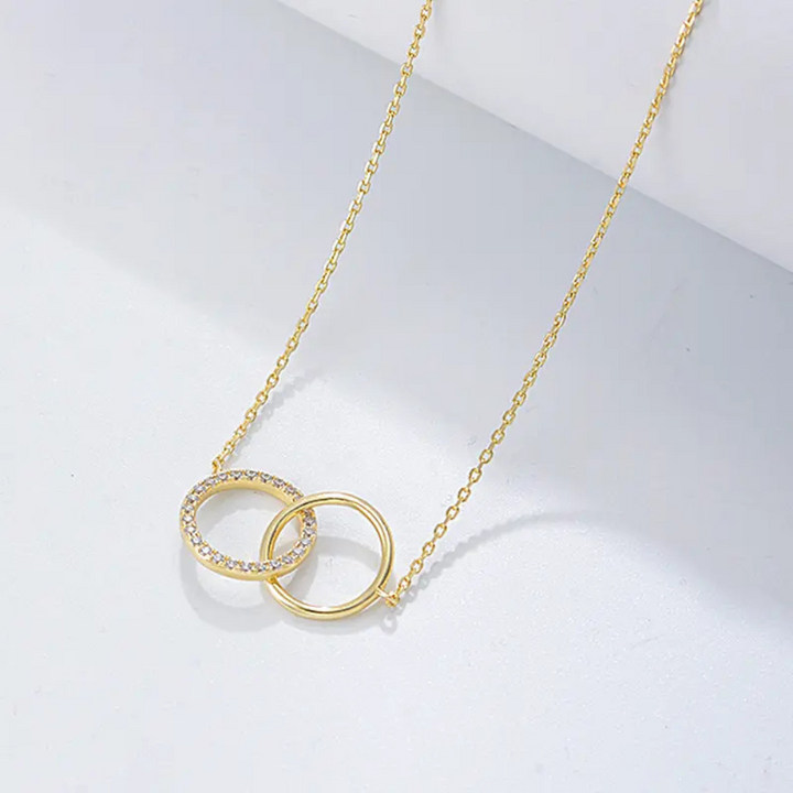 Round Cubic Zirconia Gold Necklace 18K