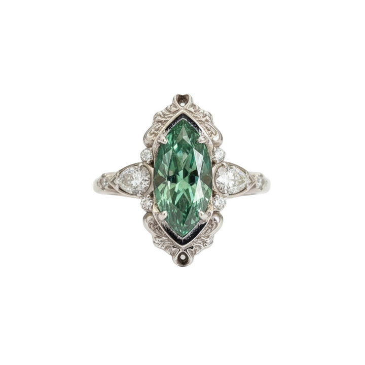 Vaelira Thorneywn Ring