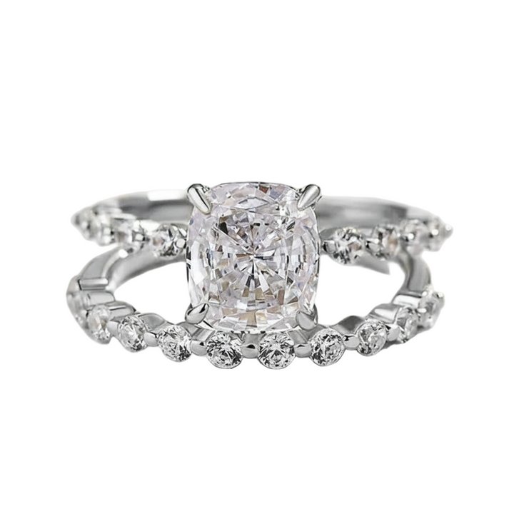 Cushion Bridal Ring Set in White Gold