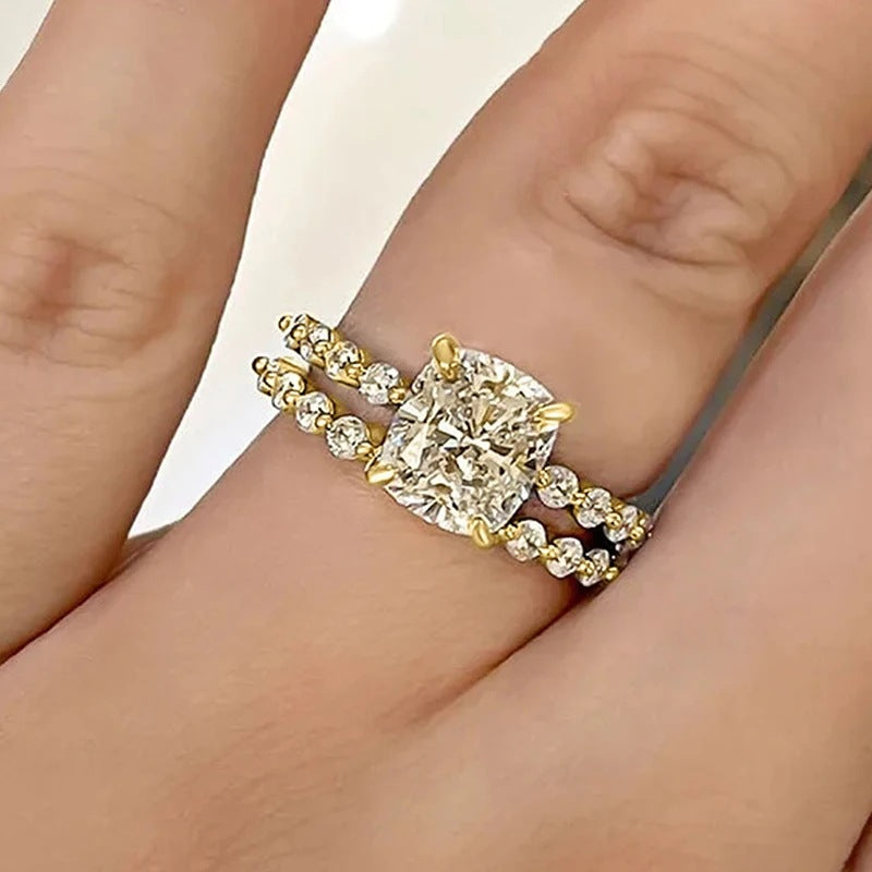 Gold Wedding Ring Set