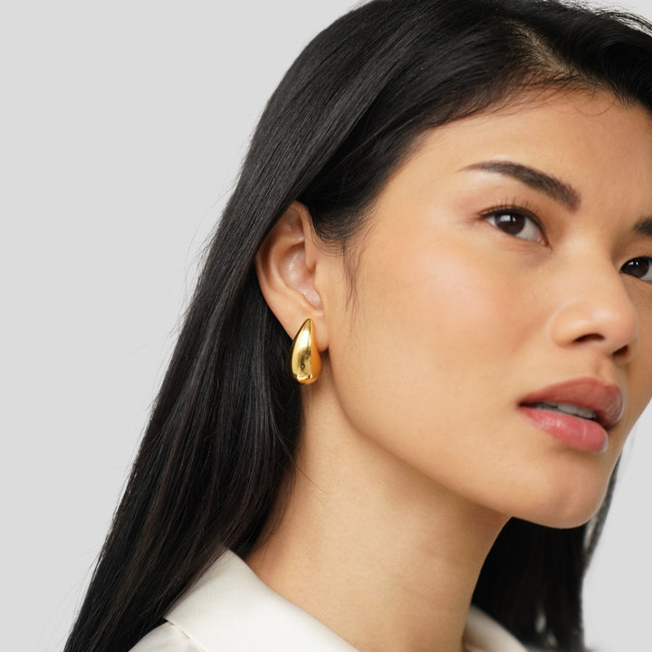 Ame Tear Drop Gold Earrings