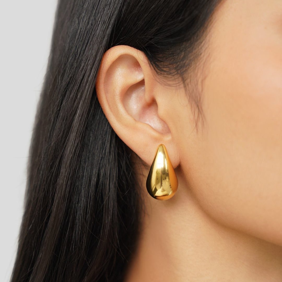 Ame Tear Drop Gold Earrings