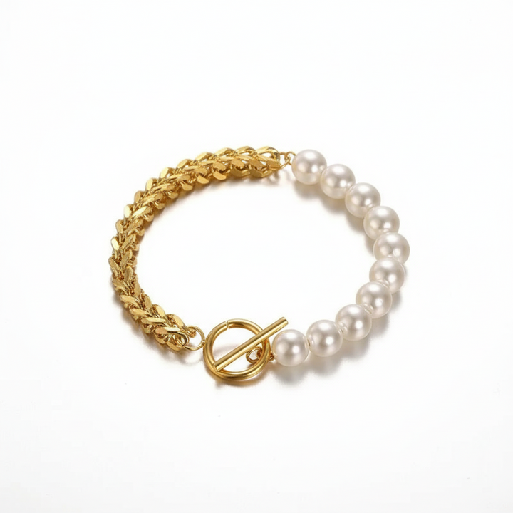 Sophisticated Gold Pearl Bracelet
