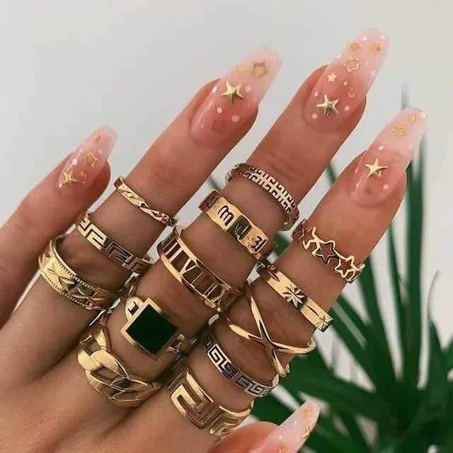 8 to 12 Piece Ring Set